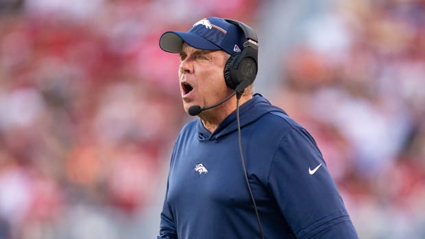 Broncos head coach Sean Payton